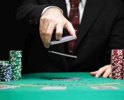 Online Poker Table Tops For Residence Lovers